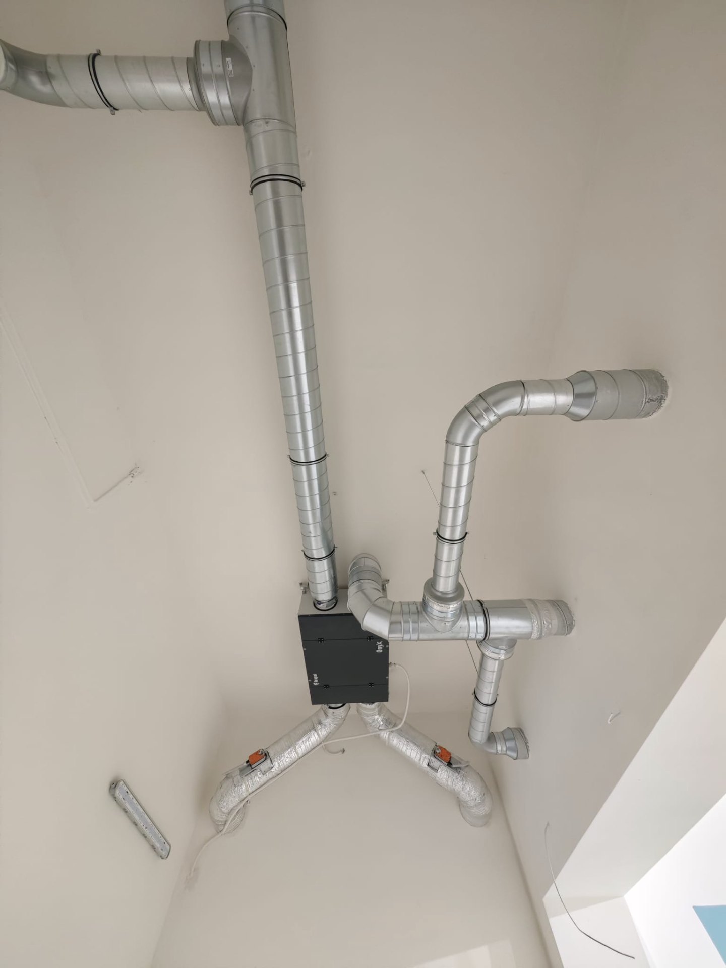 Instalace vzduchotechniky komerční prostor Ostrava - NANTO s.r.o.