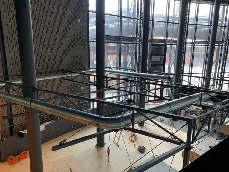 trubky pro vzduchotechniku v Dolní oblasti Vítkovic